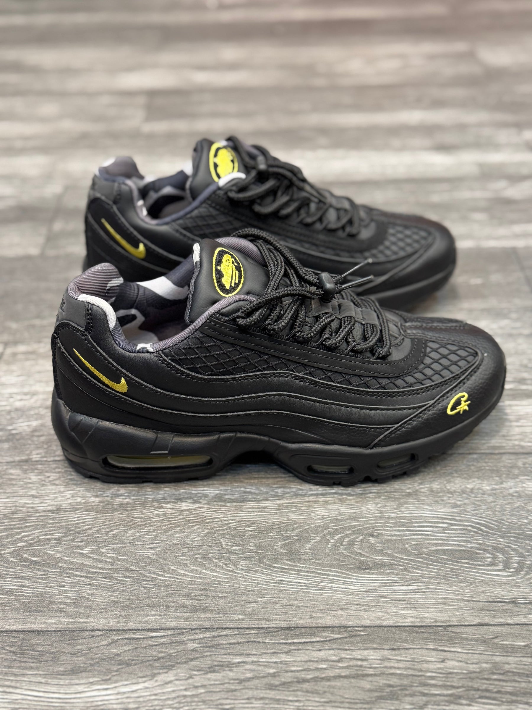 Tênis Air Max 95 Corteiz - Honey Black