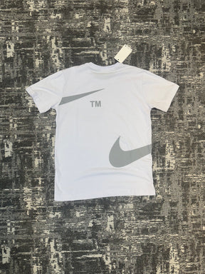 Camiseta NK - Branca